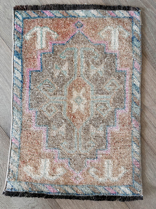Carly Vintage Oushak Rug