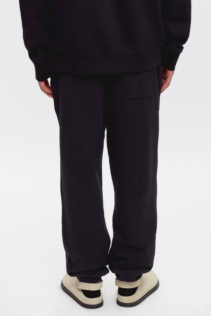 Essential Sweatpant in Black