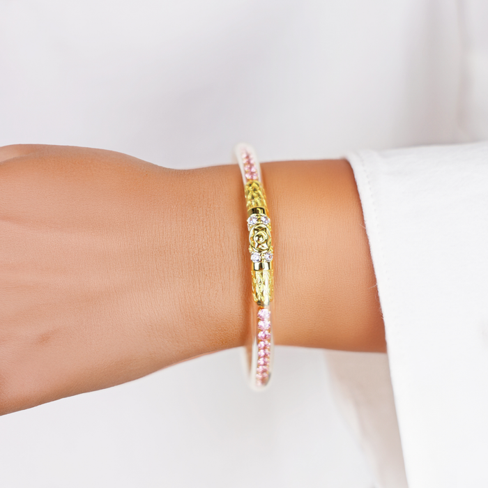 a person wearing a bracelet