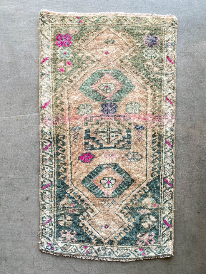 Zenith Vintage Oushak Rug